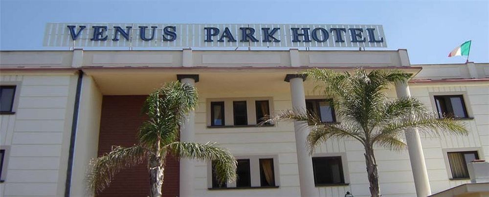 Venus Park Hotel Castel Volturno Eksteriør bilde