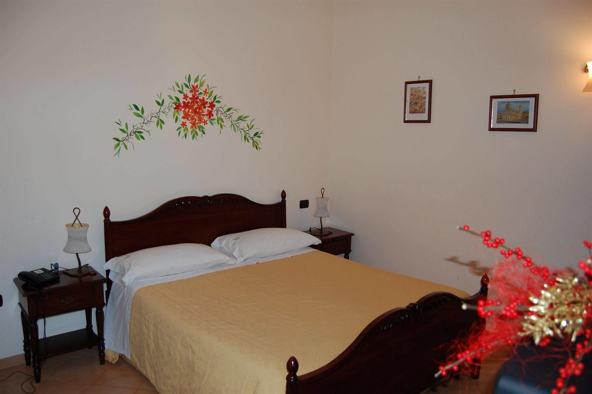 Venus Park Hotel Castel Volturno Eksteriør bilde